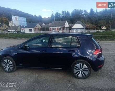 Синий Фольксваген e-Golf, объемом двигателя 0 л и пробегом 125 тыс. км за 14061 $, фото 3 на Automoto.ua