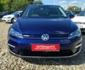 Синий Фольксваген e-Golf, объемом двигателя 0 л и пробегом 42 тыс. км за 14200 $, фото 15 на Automoto.ua