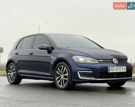 Синий Фольксваген e-Golf, объемом двигателя 0 л и пробегом 93 тыс. км за 14555 $, фото 26 на Automoto.ua