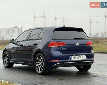 Синий Фольксваген e-Golf, объемом двигателя 0 л и пробегом 93 тыс. км за 14555 $, фото 28 на Automoto.ua