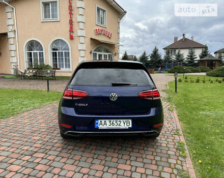 Синий Фольксваген e-Golf, объемом двигателя 0 л и пробегом 140 тыс. км за 14900 $, фото 6 на Automoto.ua