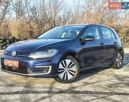 Синий Фольксваген e-Golf, объемом двигателя 0 л и пробегом 105 тыс. км за 13200 $, фото 1 на Automoto.ua