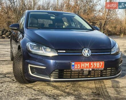 Синий Фольксваген e-Golf, объемом двигателя 0 л и пробегом 105 тыс. км за 13200 $, фото 4 на Automoto.ua