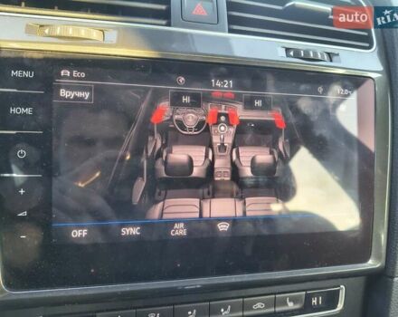 Синий Фольксваген e-Golf, объемом двигателя 0 л и пробегом 105 тыс. км за 13200 $, фото 62 на Automoto.ua