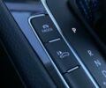 Синий Фольксваген e-Golf, объемом двигателя 0 л и пробегом 42 тыс. км за 14200 $, фото 34 на Automoto.ua