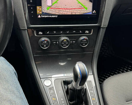 Синий Фольксваген e-Golf, объемом двигателя 0 л и пробегом 110 тыс. км за 13800 $, фото 9 на Automoto.ua