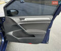 Синий Фольксваген e-Golf, объемом двигателя 0 л и пробегом 93 тыс. км за 14555 $, фото 55 на Automoto.ua