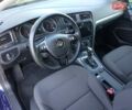 Синий Фольксваген e-Golf, объемом двигателя 0 л и пробегом 16 тыс. км за 16998 $, фото 16 на Automoto.ua