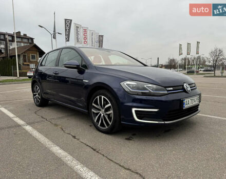 Синий Фольксваген e-Golf, объемом двигателя 0 л и пробегом 87 тыс. км за 17000 $, фото 6 на Automoto.ua