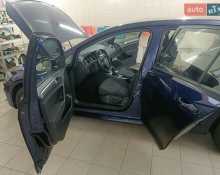 Синій Фольксваген e-Golf, об'ємом двигуна 0 л та пробігом 30 тис. км за 15900 $, фото 7 на Automoto.ua