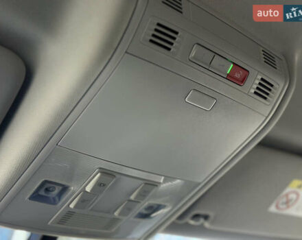 Синий Фольксваген e-Golf, объемом двигателя 0 л и пробегом 71 тыс. км за 15300 $, фото 76 на Automoto.ua