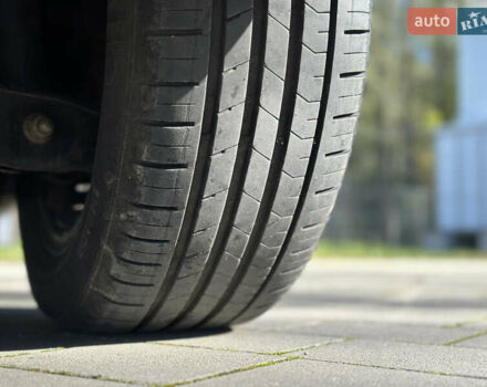 Синий Фольксваген e-Golf, объемом двигателя 0 л и пробегом 71 тыс. км за 15300 $, фото 154 на Automoto.ua