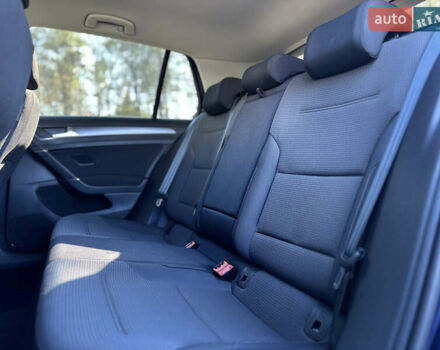 Синий Фольксваген e-Golf, объемом двигателя 0 л и пробегом 71 тыс. км за 15300 $, фото 85 на Automoto.ua