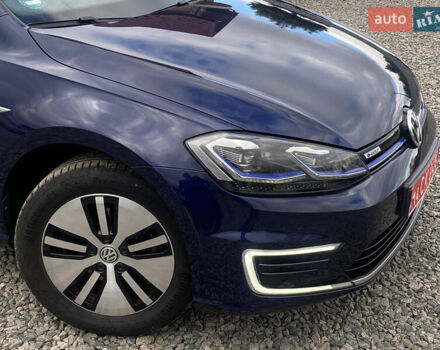 Синий Фольксваген e-Golf, объемом двигателя 0 л и пробегом 141 тыс. км за 12800 $, фото 4 на Automoto.ua