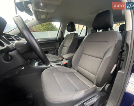 Синий Фольксваген e-Golf, объемом двигателя 0 л и пробегом 141 тыс. км за 12800 $, фото 41 на Automoto.ua