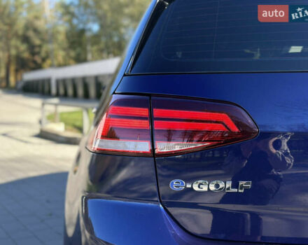 Синий Фольксваген e-Golf, объемом двигателя 0 л и пробегом 71 тыс. км за 15300 $, фото 102 на Automoto.ua