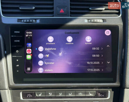 Синий Фольксваген e-Golf, объемом двигателя 0 л и пробегом 71 тыс. км за 15300 $, фото 115 на Automoto.ua