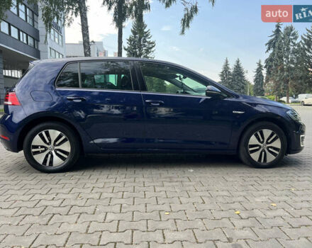 Синий Фольксваген e-Golf, объемом двигателя 0 л и пробегом 60 тыс. км за 15300 $, фото 2 на Automoto.ua