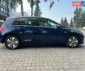 Синий Фольксваген e-Golf, объемом двигателя 0 л и пробегом 60 тыс. км за 15300 $, фото 2 на Automoto.ua