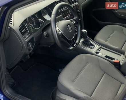 Синий Фольксваген e-Golf, объемом двигателя 0 л и пробегом 141 тыс. км за 12800 $, фото 30 на Automoto.ua