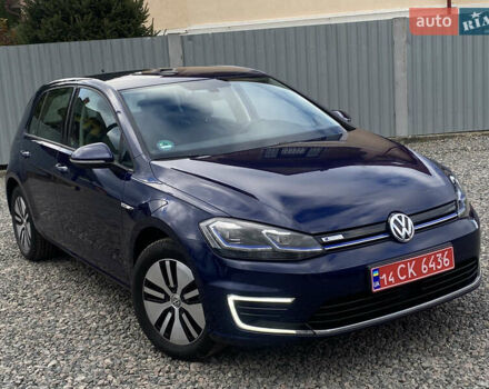 Синий Фольксваген e-Golf, объемом двигателя 0 л и пробегом 141 тыс. км за 12800 $, фото 1 на Automoto.ua
