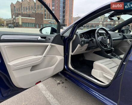 Синий Фольксваген e-Golf, объемом двигателя 0 л и пробегом 87 тыс. км за 17000 $, фото 9 на Automoto.ua