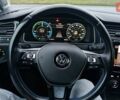 Синий Фольксваген e-Golf, объемом двигателя 0 л и пробегом 88 тыс. км за 16499 $, фото 4 на Automoto.ua