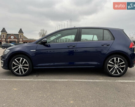 Синий Фольксваген e-Golf, объемом двигателя 0 л и пробегом 87 тыс. км за 17000 $, фото 1 на Automoto.ua