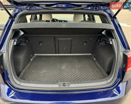 Синий Фольксваген e-Golf, объемом двигателя 0 л и пробегом 87 тыс. км за 17000 $, фото 21 на Automoto.ua