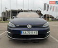 Синий Фольксваген e-Golf, объемом двигателя 0 л и пробегом 87 тыс. км за 17000 $, фото 7 на Automoto.ua