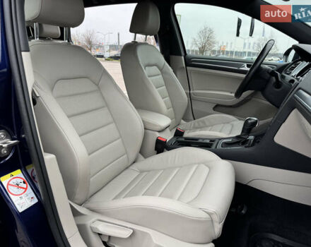 Синий Фольксваген e-Golf, объемом двигателя 0 л и пробегом 87 тыс. км за 17000 $, фото 19 на Automoto.ua