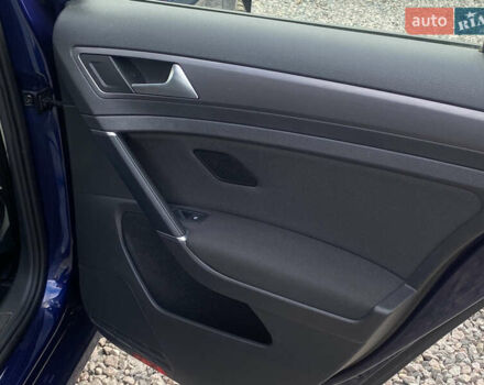 Синий Фольксваген e-Golf, объемом двигателя 0 л и пробегом 141 тыс. км за 12800 $, фото 50 на Automoto.ua