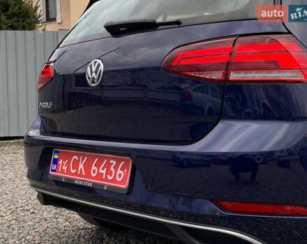 Синий Фольксваген e-Golf, объемом двигателя 0 л и пробегом 141 тыс. км за 12800 $, фото 19 на Automoto.ua