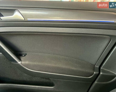 Синій Фольксваген e-Golf, об'ємом двигуна 0 л та пробігом 85 тис. км за 16300 $, фото 11 на Automoto.ua