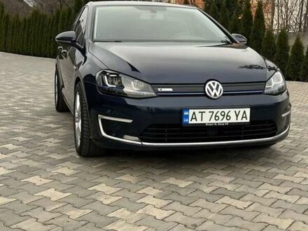 Синий Фольксваген e-Golf, объемом двигателя 0 л и пробегом 106 тыс. км за 8900 $, фото 1 на Automoto.ua