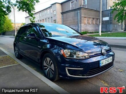 Фольксваген e-Golf 2015 в Харькове на Automoto.ua Синий Фольксваген e-Golf, объемом двигателя 0 л и пробегом 77 тыс. км за 9500 $, фото 1 на Automoto.ua