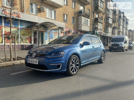 Синий Фольксваген e-Golf, объемом двигателя 0 л и пробегом 56 тыс. км за 9000 $, фото 1 на Automoto.ua