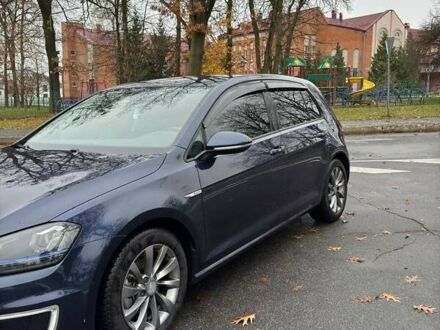 Синий Фольксваген e-Golf, объемом двигателя 0 л и пробегом 92 тыс. км за 9500 $, фото 1 на Automoto.ua