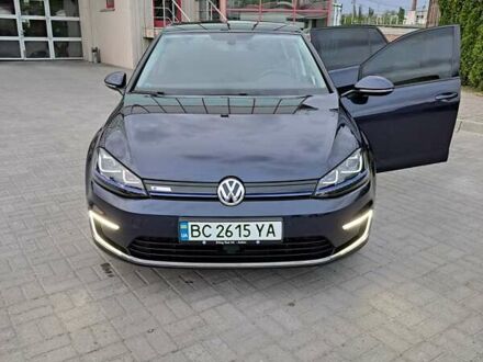 Синий Фольксваген e-Golf, объемом двигателя 0 л и пробегом 110 тыс. км за 11500 $, фото 1 на Automoto.ua