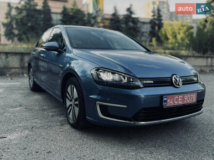 Синий Фольксваген e-Golf, объемом двигателя 0 л и пробегом 132 тыс. км за 9150 $, фото 1 на Automoto.ua