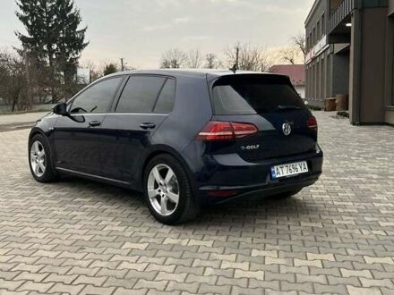 Синий Фольксваген e-Golf, объемом двигателя 0 л и пробегом 110 тыс. км за 8500 $, фото 1 на Automoto.ua