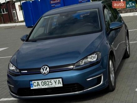 Синий Фольксваген e-Golf, объемом двигателя 0 л и пробегом 121 тыс. км за 9500 $, фото 1 на Automoto.ua