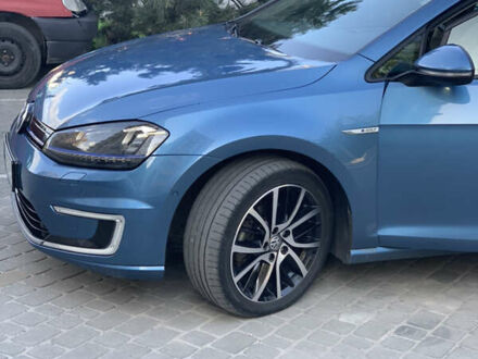 Синій Фольксваген e-Golf, об'ємом двигуна 0 л та пробігом 98 тис. км за 11100 $, фото 1 на Automoto.ua