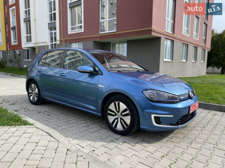 Синий Фольксваген e-Golf, объемом двигателя 0 л и пробегом 123 тыс. км за 8599 $, фото 1 на Automoto.ua