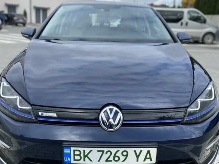 Фольксваген e-Golf 2015 у Рівному на Automoto.ua Синій Фольксваген e-Golf, об'ємом двигуна 0 л та пробігом 140 тис. км за 8000 $, фото 1 на Automoto.ua