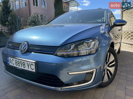 Фольксваген e-Golf 2016 у Луцьку на Automoto.ua Синій Фольксваген e-Golf, об'ємом двигуна 0 л та пробігом 103 тис. км за 9900 $, фото 1 на Automoto.ua