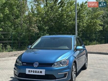 Синий Фольксваген e-Golf, объемом двигателя 0 л и пробегом 142 тыс. км за 7999 $, фото 1 на Automoto.ua