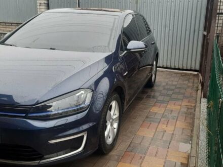 Синій Фольксваген e-Golf, об'ємом двигуна 0 л та пробігом 115 тис. км за 9999 $, фото 1 на Automoto.ua