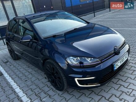 Синий Фольксваген e-Golf, объемом двигателя 0 л и пробегом 87 тыс. км за 8799 $, фото 1 на Automoto.ua