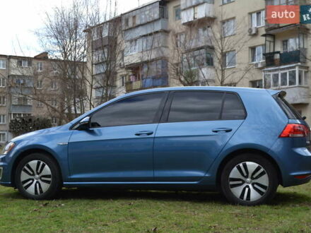 Фольксваген e-Golf 2016 у Дніпро (Дніпропетровську) на Automoto.ua Синій Фольксваген e-Golf, об'ємом двигуна 0 л та пробігом 95 тис. км за 10000 $, фото 1 на Automoto.ua
